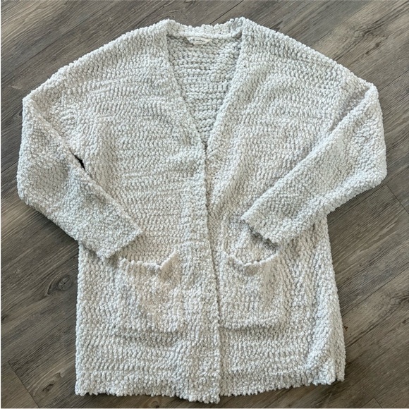 Fluffy Cardigan with Pockets - Picture 6 of 6